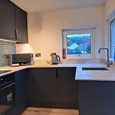 Adail Cottage Абъристуит Екстериор снимка
