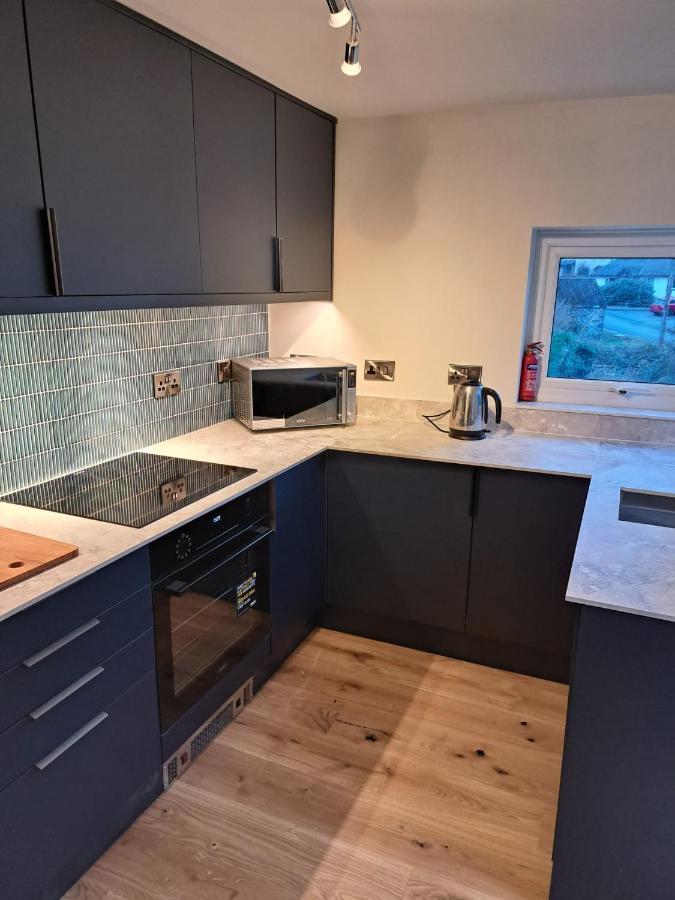 Adail Cottage Абъристуит Екстериор снимка